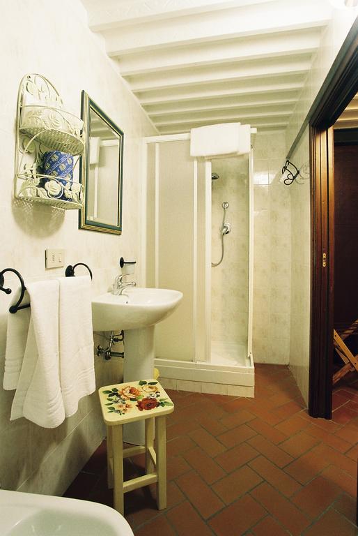 Camere Zimmer Rooms San Francesco Buti 外观 照片